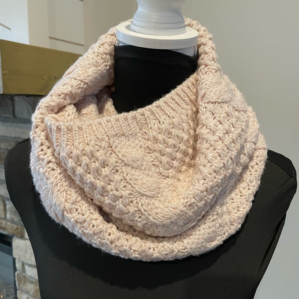 Infinity cable-knit scarf. Blush with gold flecks. Great used condition.